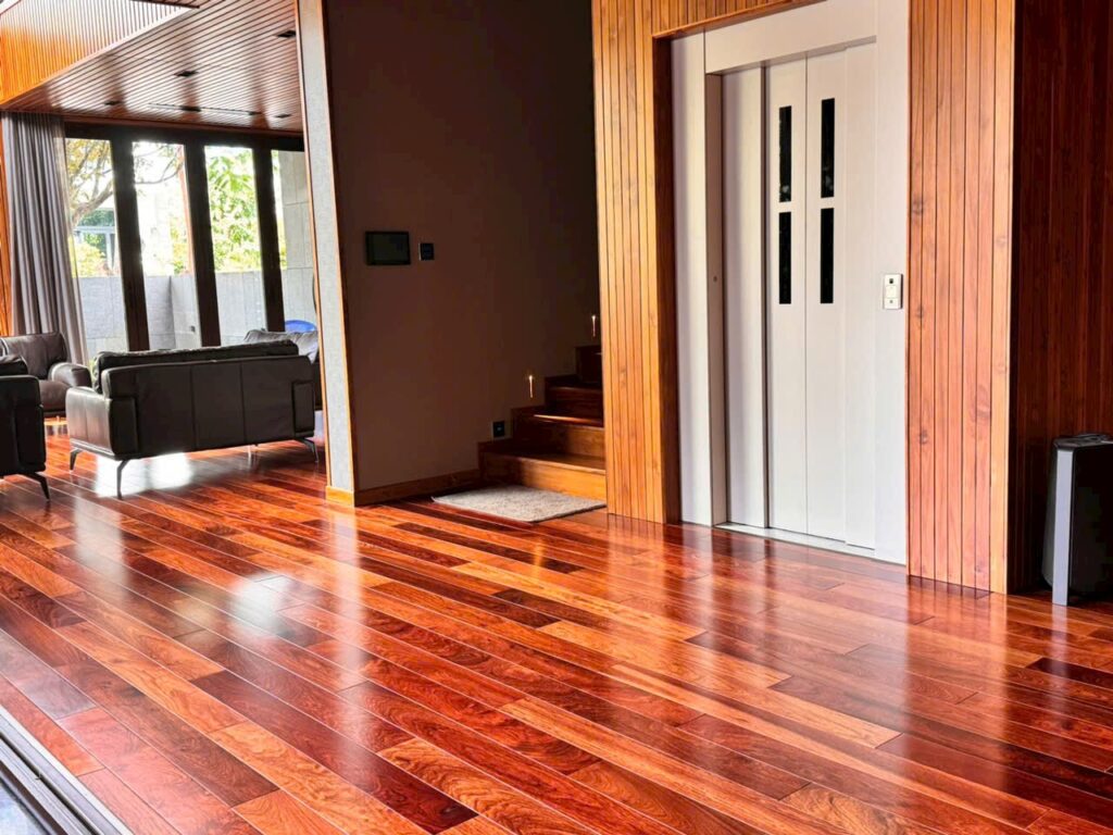 Đại lí sàn gỗ Hương Lào tại Đà Nẵng 1 Đại lí sàn gỗ Hương Lào tại Đà Nẵng